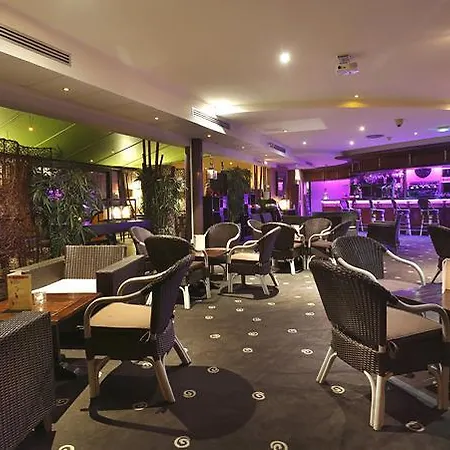 Du Futuroscope Hotel Biard